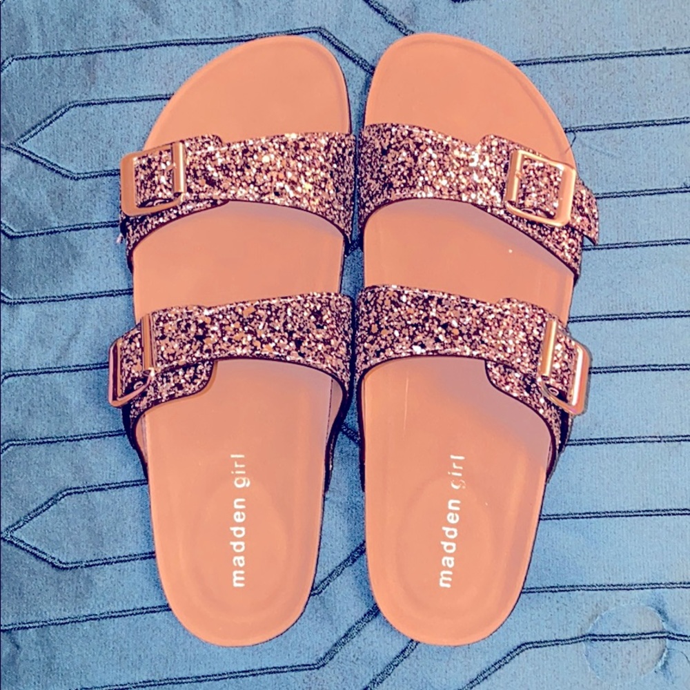 Steve Madden buckle sandals